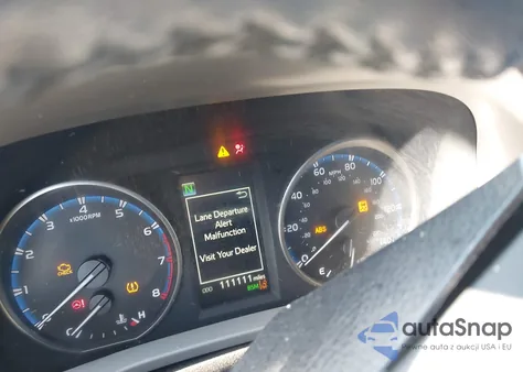 2018 Toyota Rav4 Xle from USA, damaged, VIN 2T3RFREVXJW763817